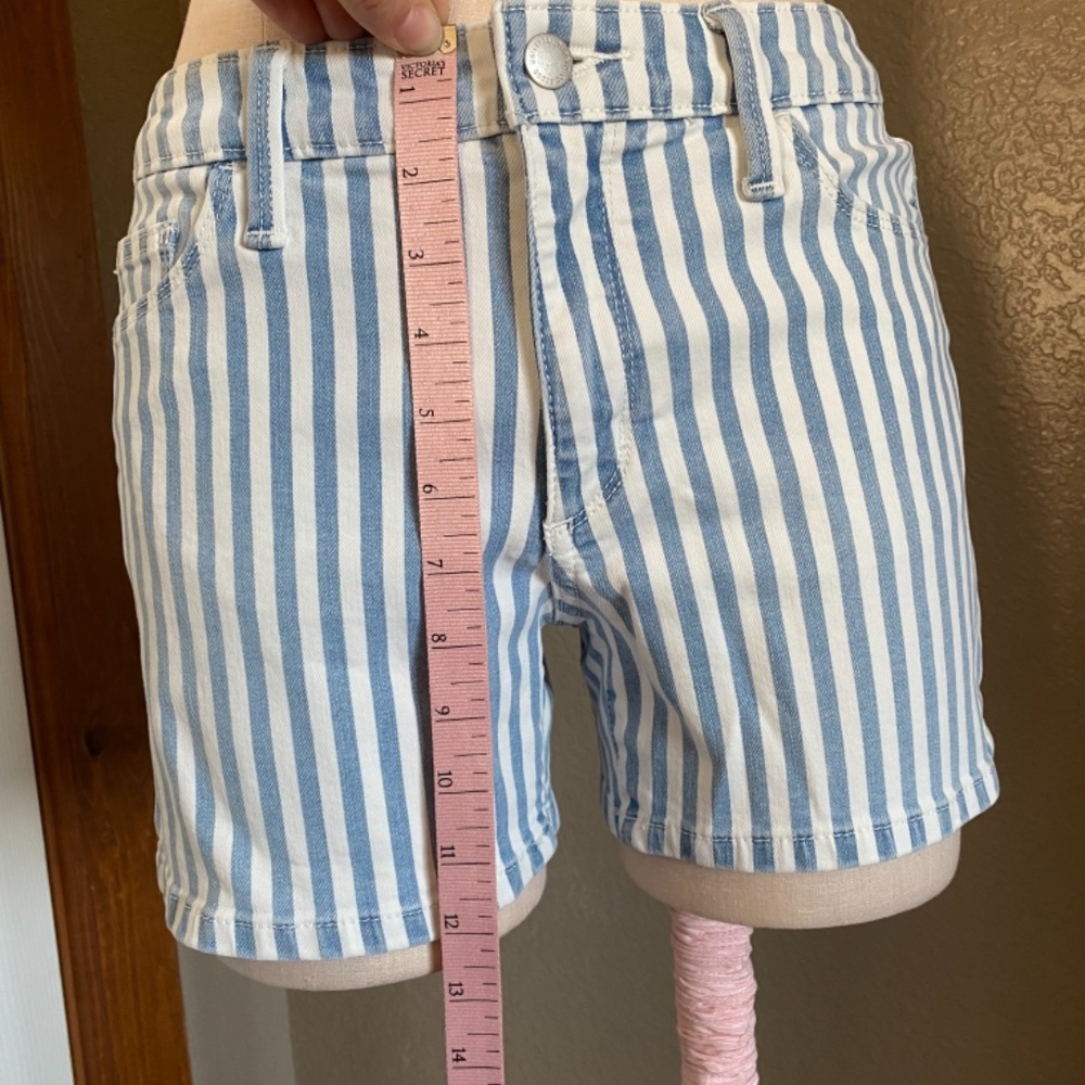 Universal Thread Striped Shorts - image 3
